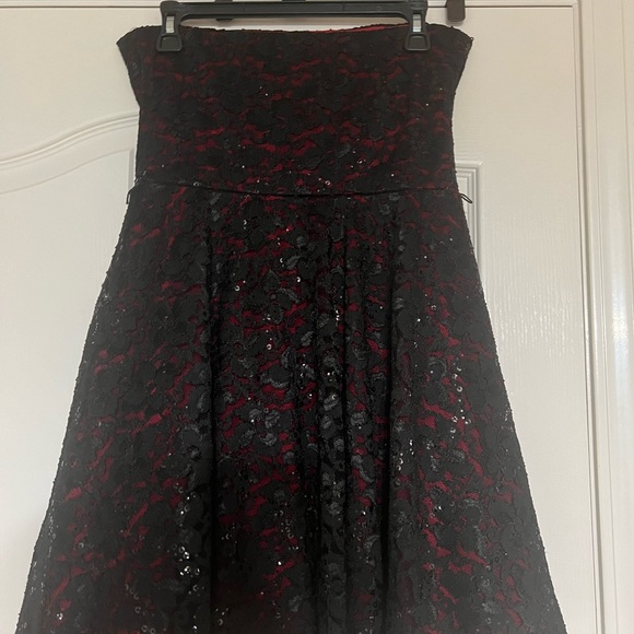 Beautiful Cocktail Dress - Picture 3 of 4